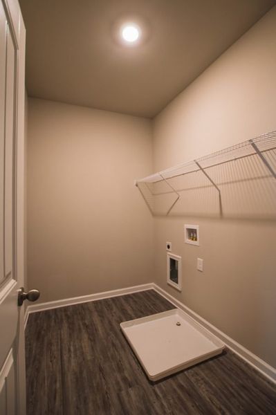 Representative unfurnished interior of a home built from the Cadence Unit B by Piedmont Residential in Ross Pointe, Kennesaw (Image 24).