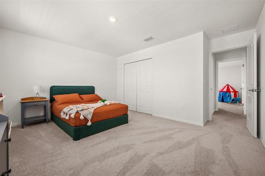Furnished interior view inside a new home in Tuckers Cove, Punta Gorda (Image 14).
