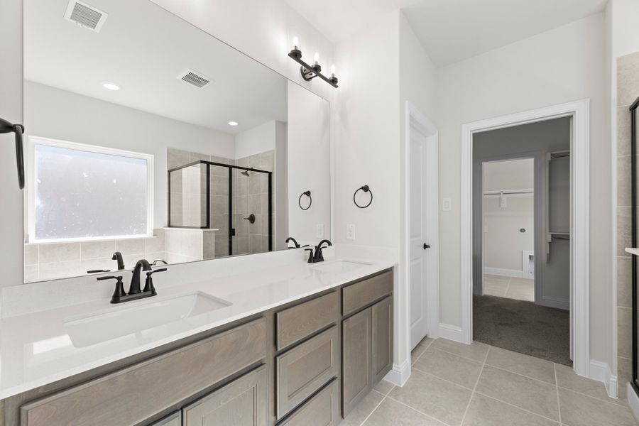Representative furnished interior of a home built from the Honor by Rockwell Homes in Creekside, Royse City (Image 11).