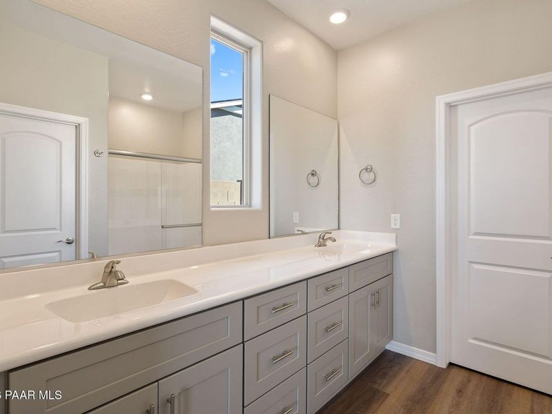 Furnished interior view inside a new home in North Ridge at Pronghorn Ranch, Prescott Valley (Image 8).