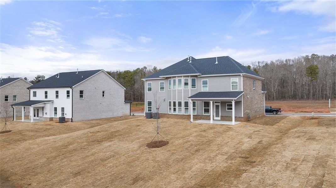 Image 27 of a home in Evergreen Crossing.