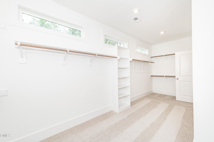 WFDS-0006-00_Champlain A_Primary Closet- WFDS-0006-00_Champlain A_Primary Closet-