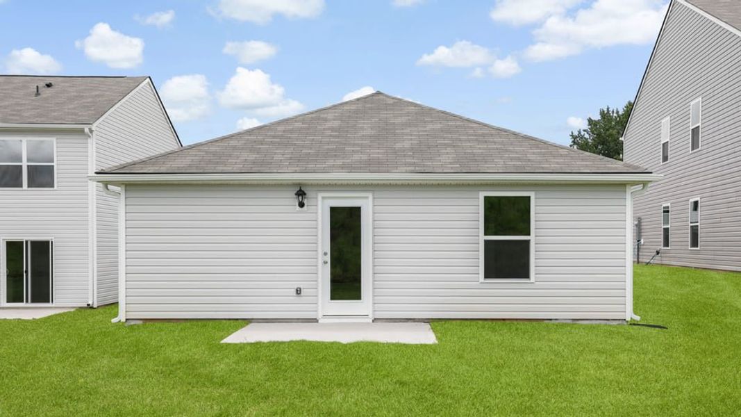 Exterior details and patio area of a home in Tyger Pines, Moore (Image 20).