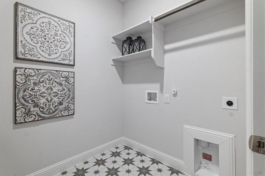 Furnished interior view inside a new home in University Park at Northpointe, Denton (Image 17).