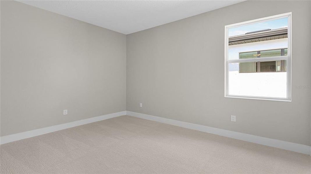 Spacious, unfurnished interior of a new home in Woodland Preserve, Parrish (Image 25).