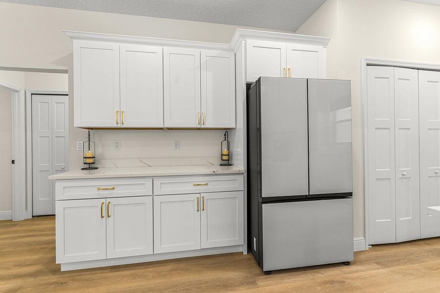 9225-103rd-Ct-HigMedia-020-1280