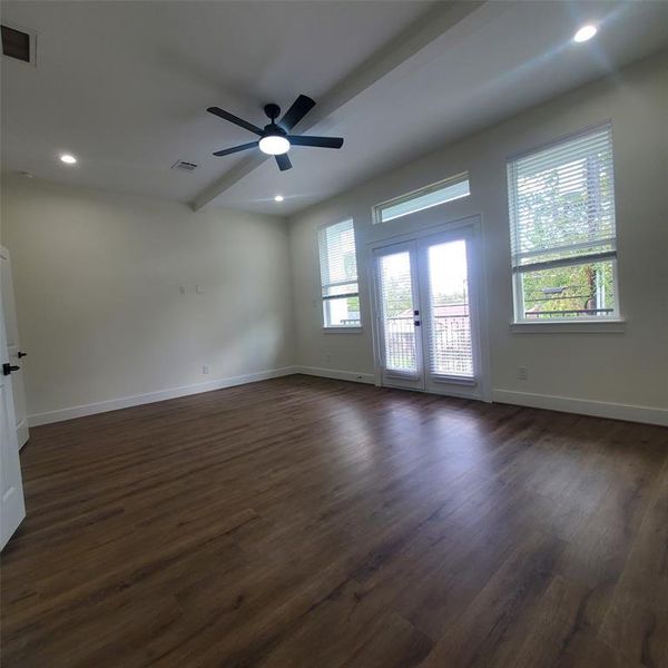 Primary hasba tray ceiling with recessed down lighting