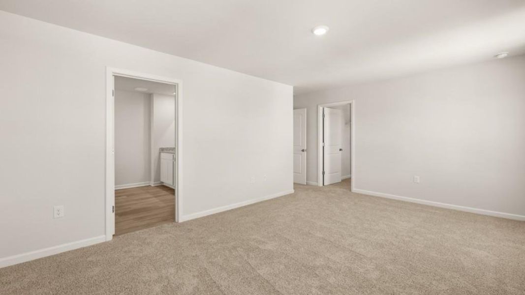 Spacious, unfurnished interior of a new home in Rolling Meadows, Jasper (Image 21).