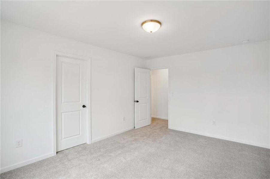 Spacious, unfurnished interior of a new home in Arbors at Richland Creek, Buford (Image 20).