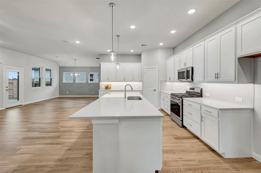 Furnished interior view inside a new home in The Grand Prairie 50’, Hockley (Image 8).