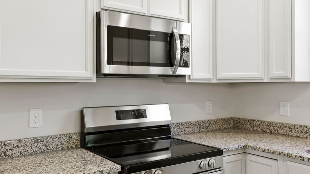 Image 30 of a home in Pine Lake Estates.