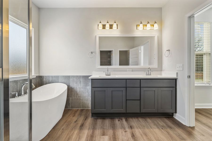 Furnished interior view inside a new home in Windsor Forest, Anderson (Image 11).