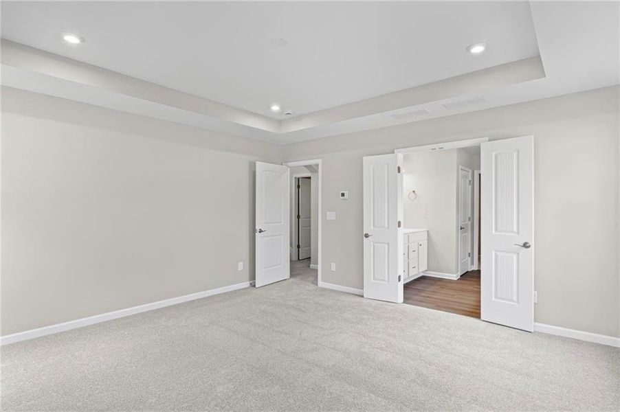 Spacious, unfurnished interior of a new home in Pickens Bluff, Hiram (Image 16). Spacious, unfurnished interior of a new home in Pickens Bluff, Hiram (Image 16).