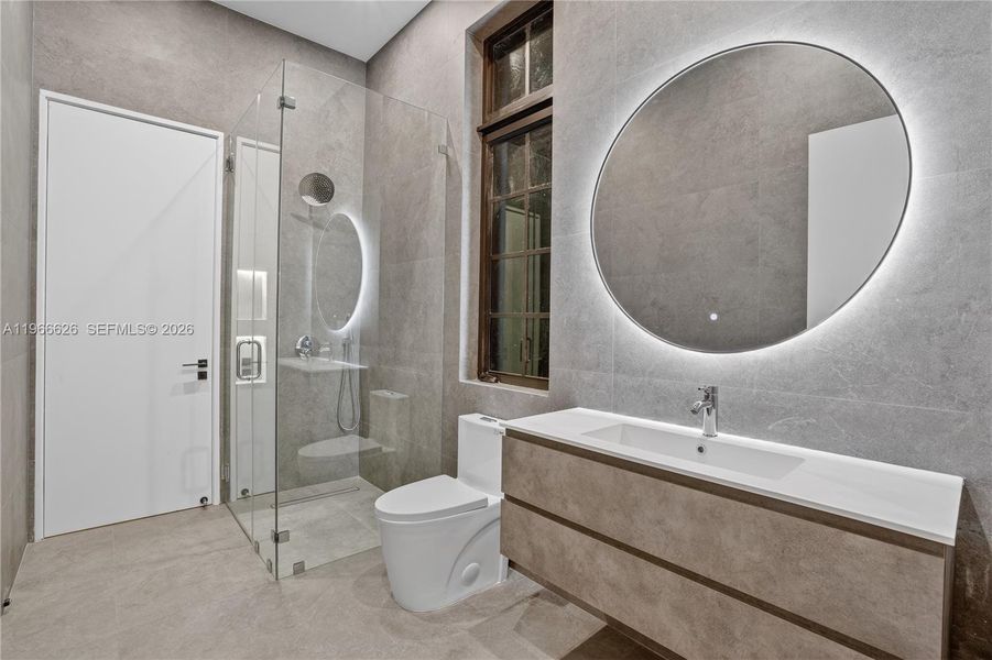 Furnished interior view inside a new home in , Coral Gables (Image 9).