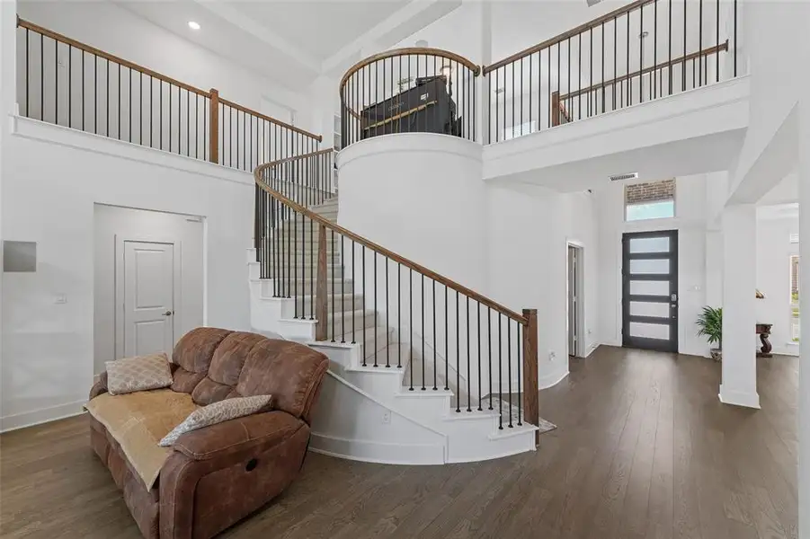Furnished interior view inside a new home in Broadmoor Estates, Ovilla (Image 6).