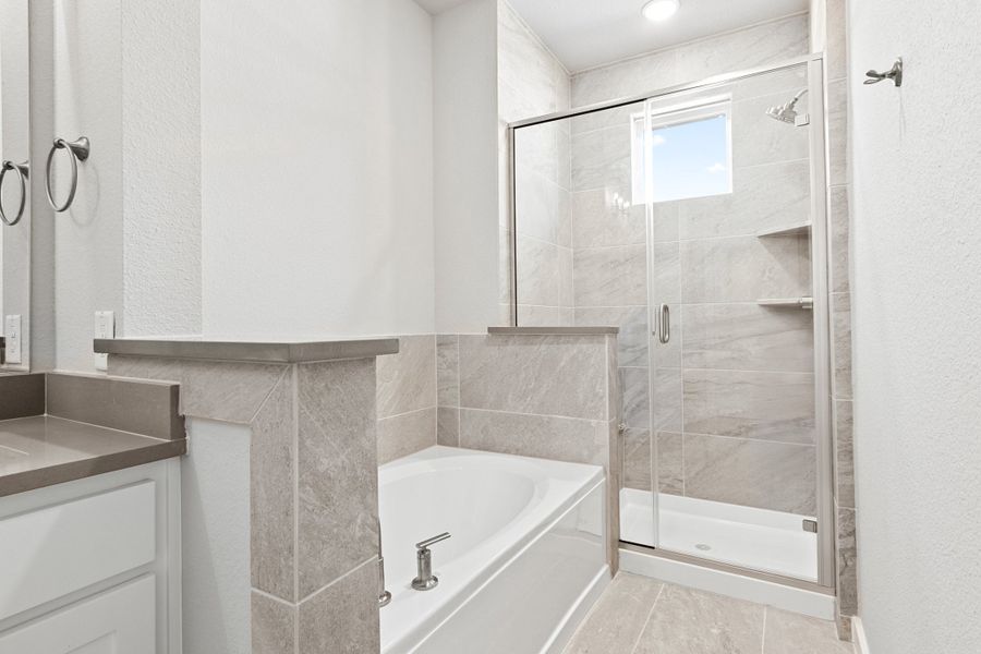 Furnished interior view inside a new home in Ten Mile Creek, Celina (Image 19).
