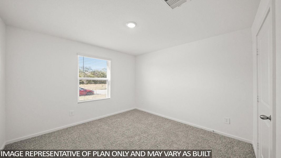 Spacious, unfurnished interior of a new home in Sunterra, Katy (Image 18).