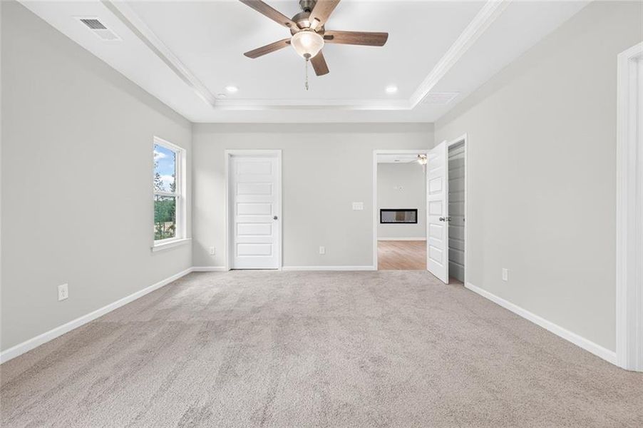 Spacious, unfurnished interior of a new home in Glen at Cave Springs, Douglasville (Image 35).