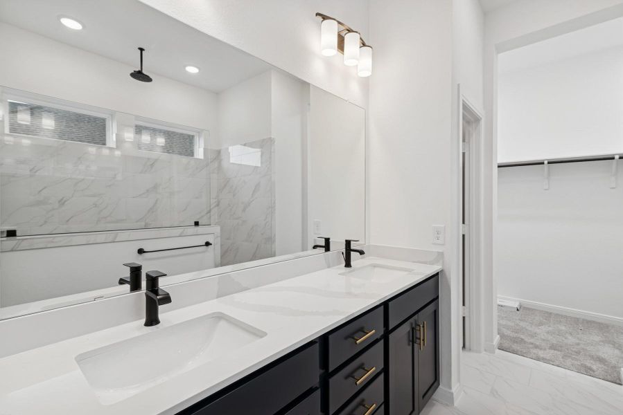 Furnished interior view inside a new home in The Grand Prairie 40’, Hockley (Image 12). Furnished interior view inside a new home in The Grand Prairie 40’, Hockley (Image 12).