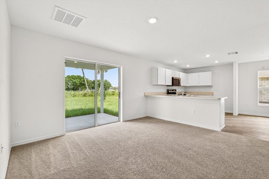 Spacious, unfurnished interior of a new home in Richmond Cove, Palm Bay (Image 6). Spacious, unfurnished interior of a new home in Richmond Cove, Palm Bay (Image 6).