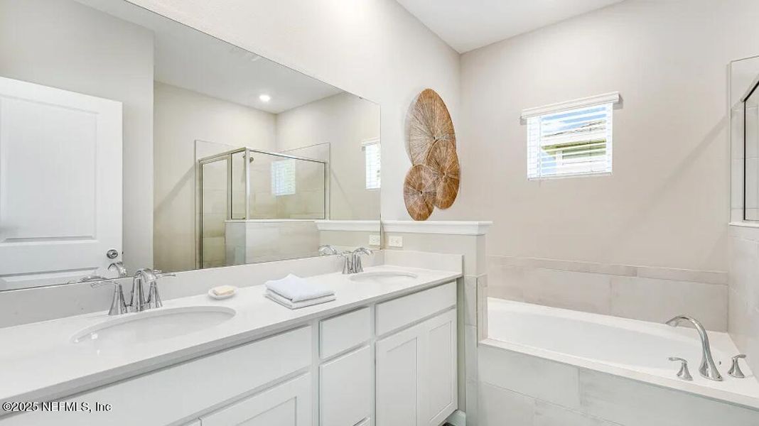 Furnished interior view inside a new home in Shearwater: Shearwater - Single Family, St. Augustine (Image 18).