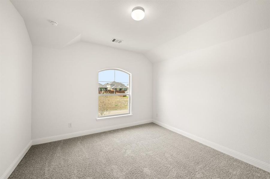 4329 KNight- Bedroom-2