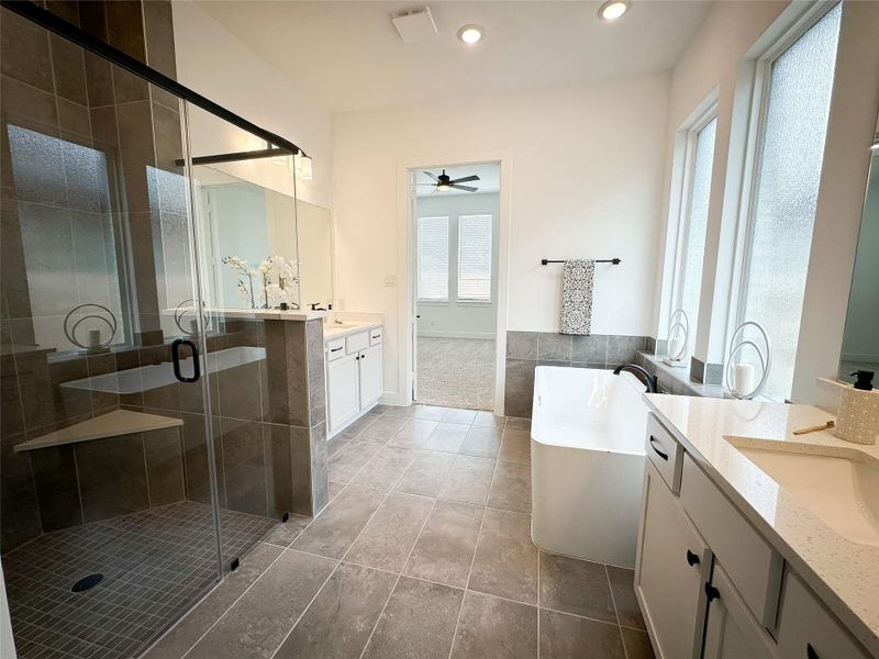 Furnished interior view inside a new home in Brookewater, Rosenberg (Image 5). Furnished interior view inside a new home in Brookewater, Rosenberg (Image 5).