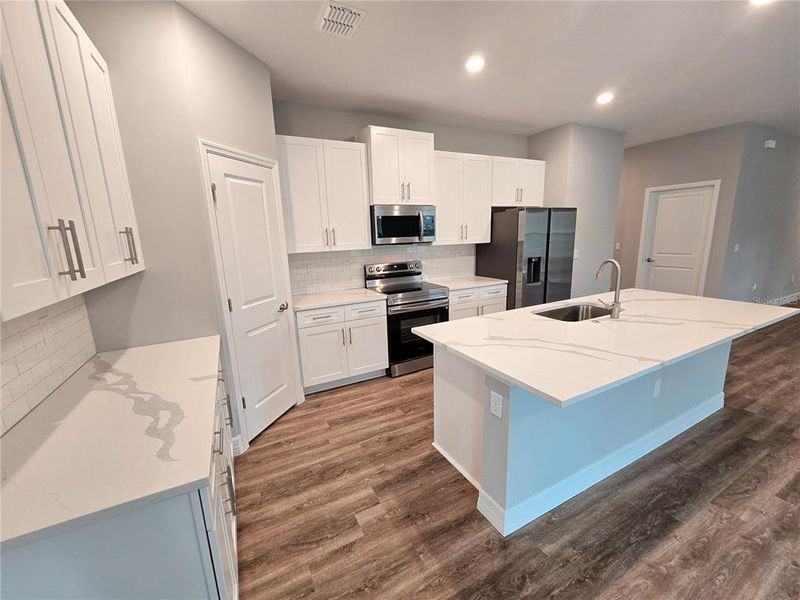 Furnished interior view inside a new home in , Homosassa (Image 53).