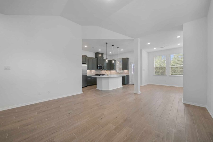 Spacious, unfurnished interior of a new home in Woodforest, Montgomery (Image 16). Spacious, unfurnished interior of a new home in Woodforest, Montgomery (Image 16).