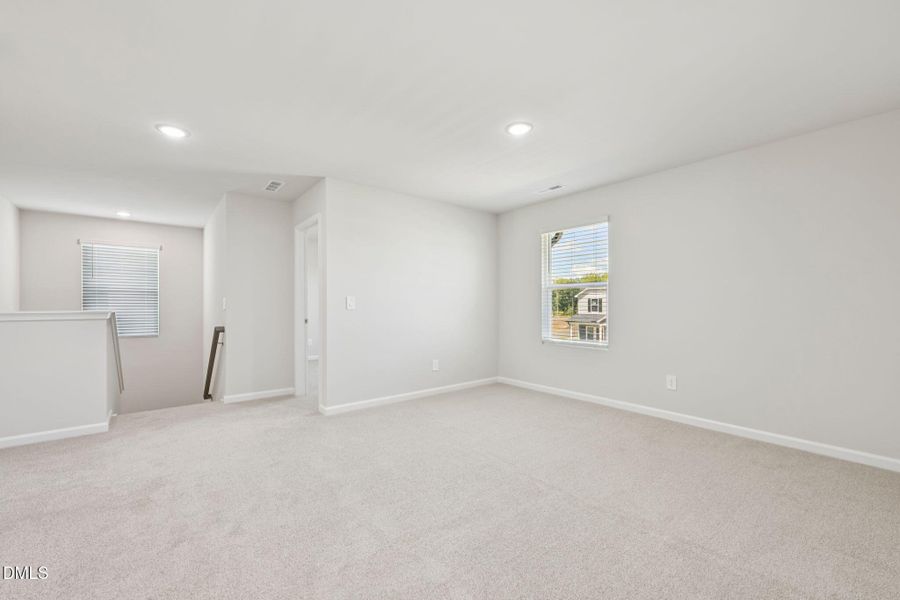 24-web-or-mls-Raleigh - Oak Manor - 757 24-web-or-mls-Raleigh - Oak Manor - 757