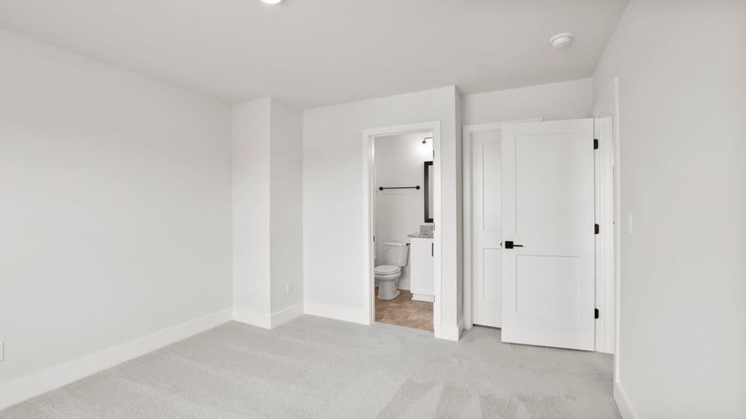 Spacious, unfurnished interior of a new home in Alder Pond, Campobello (Image 29).