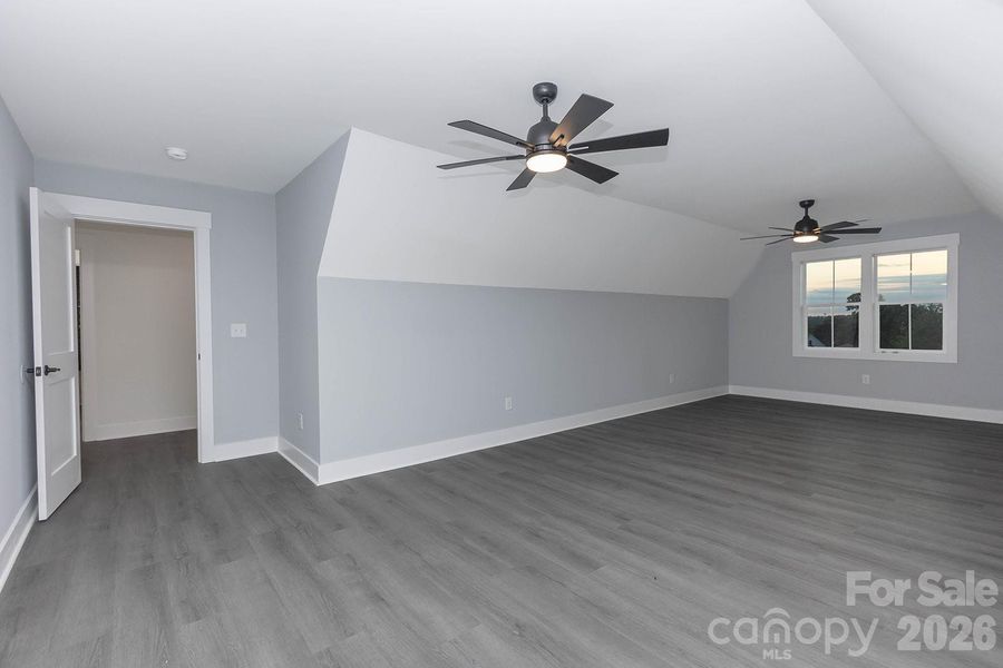 Spacious, unfurnished interior of a new home in , Kings Mountain (Image 23).