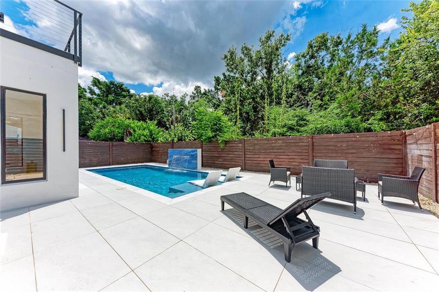 Image 65 of a home in .