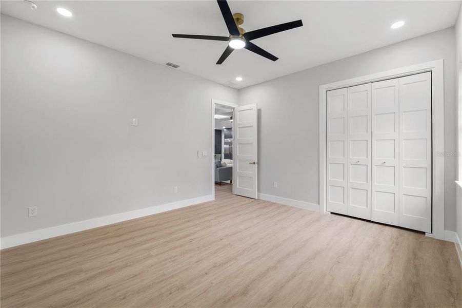 Spacious, unfurnished interior of a new home in , Brooksville (Image 46).