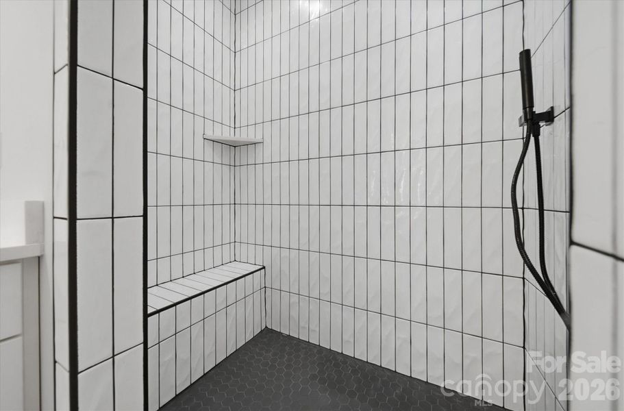 Image 42 of a home in .