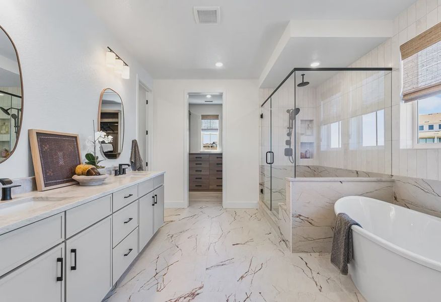 Pemberly Model Primary Bath - 22 of 28