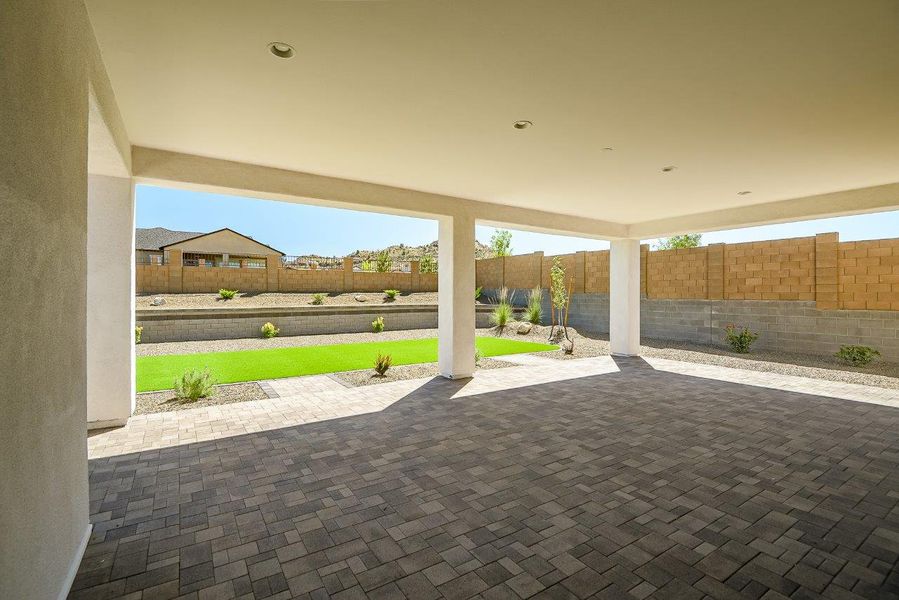 Spacious, unfurnished interior of a new home in Summit at The Dells, Prescott (Image 23).