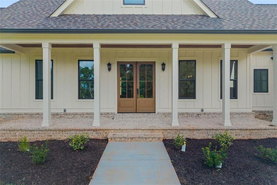 Exterior details and patio area of a home in , Winder (Image 29).