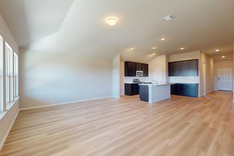 Spacious, unfurnished interior of a new home in Carillon, Manor (Image 16).