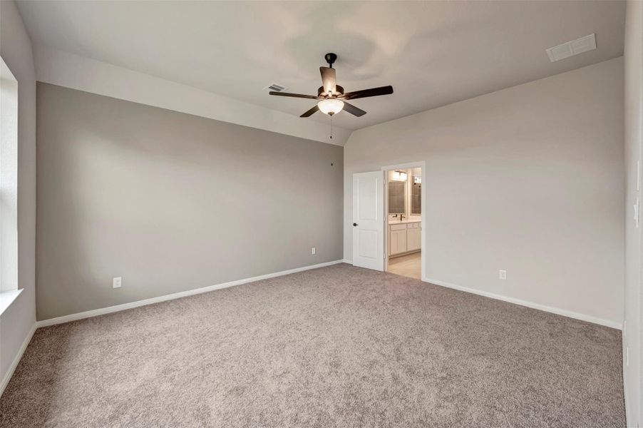 Spacious, unfurnished interior of a new home in The Grand Prairie - Retreat Collection, Hockley (Image 30). Spacious, unfurnished interior of a new home in The Grand Prairie - Retreat Collection, Hockley (Image 30).