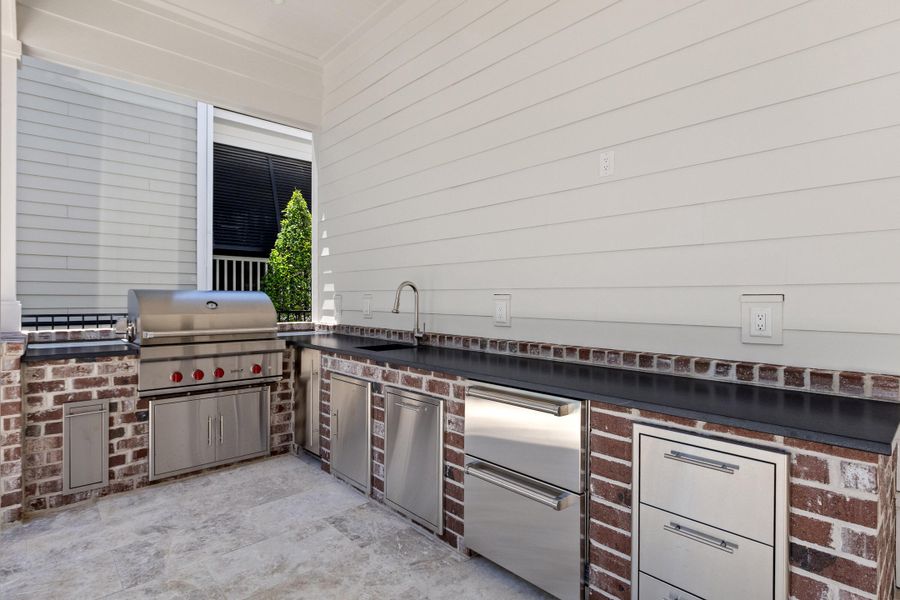 Exterior details and patio area of a home in , Charleston (Image 30).