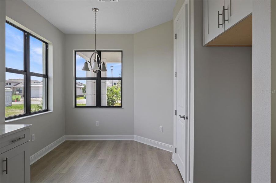 Spacious, unfurnished interior of a new home in Cresswind Lakewood Ranch, Lakewood Ranch (Image 13).