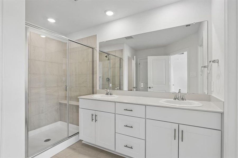 Furnished interior view inside a new home in Oak Ridge Park, Corinth (Image 9).