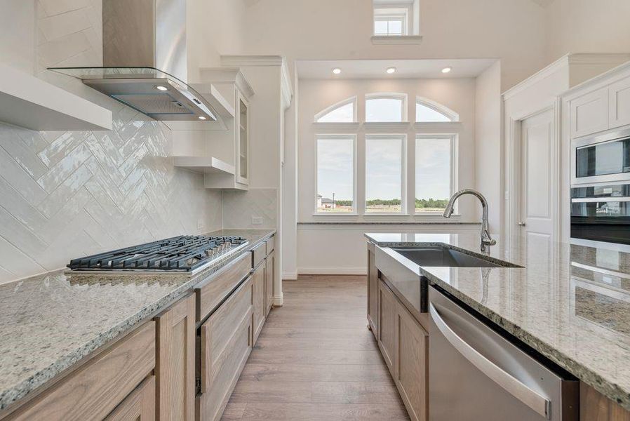 Furnished interior view inside a new home in Edgewater, Fate (Image 9).