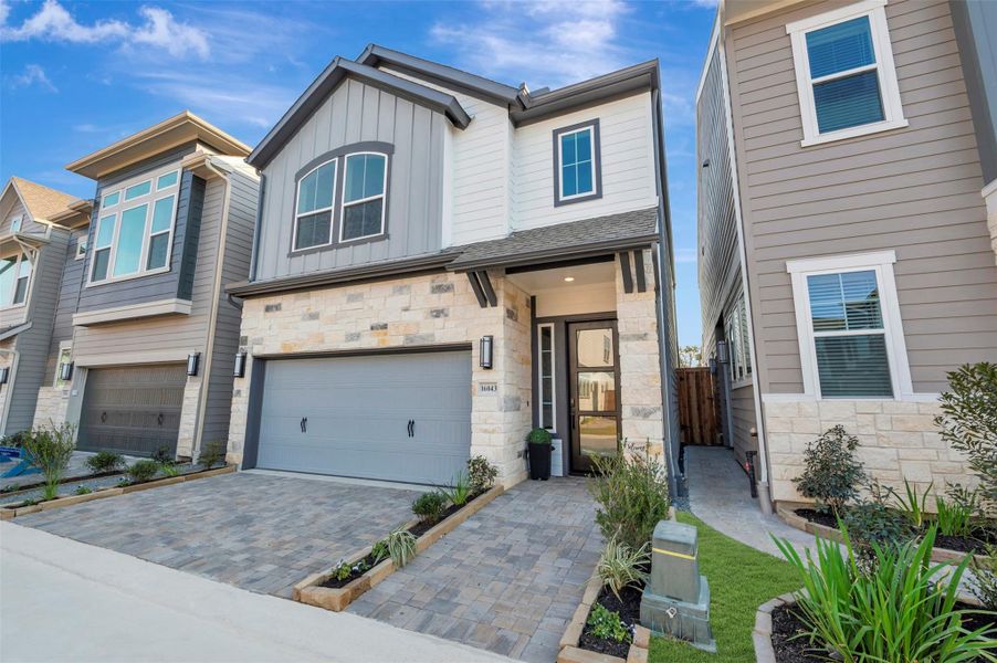 Welcome to The Gianna by David Weekley Homes. Move-In Ready Now!