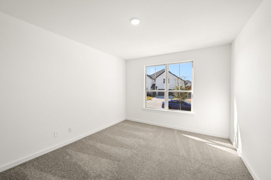 Spacious, unfurnished interior of a new home in Country Hollow Sales Phase 1, Willow Park (Image 21).