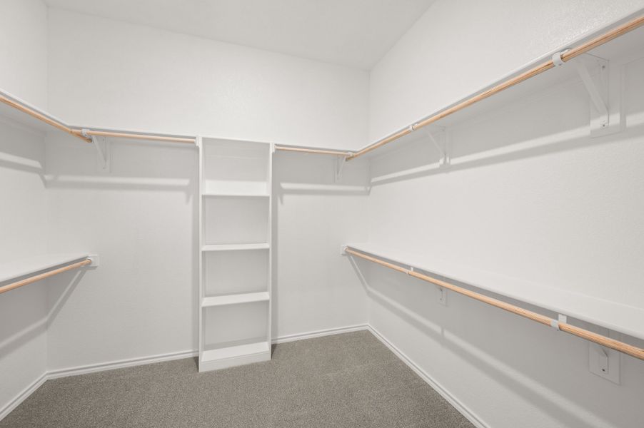 Spacious, unfurnished interior of a new home in Pirate Village, Granbury (Image 21).