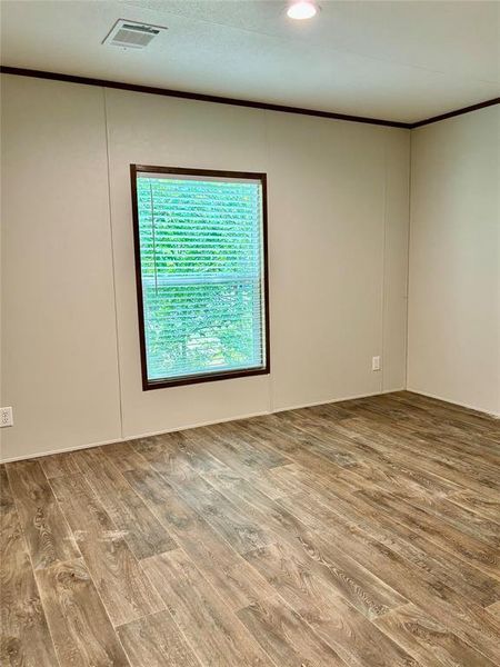 Spacious, unfurnished interior of a new home in , Quinlan (Image 20).