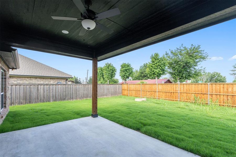Exterior details and patio area of a home in , Mabank (Image 4). Exterior details and patio area of a home in , Mabank (Image 4).