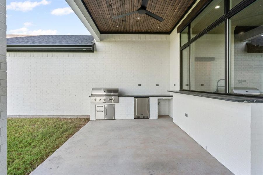Furnished interior view inside a new home in , Granbury (Image 6).